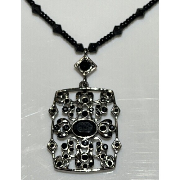 Liz Claiborne Necklace Black Beaded Open Filigree VTG 19" Victorian Goth - Picture 3 of 8